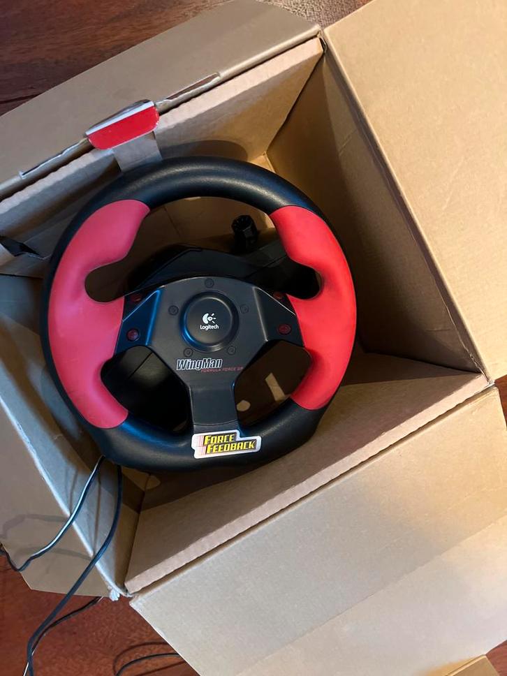 Gaming Stuur en Pedalen - Logitech Formula Force GP, Spelcomputers en Games, Spelcomputers | Xbox | Accessoires, Zo goed als nieuw