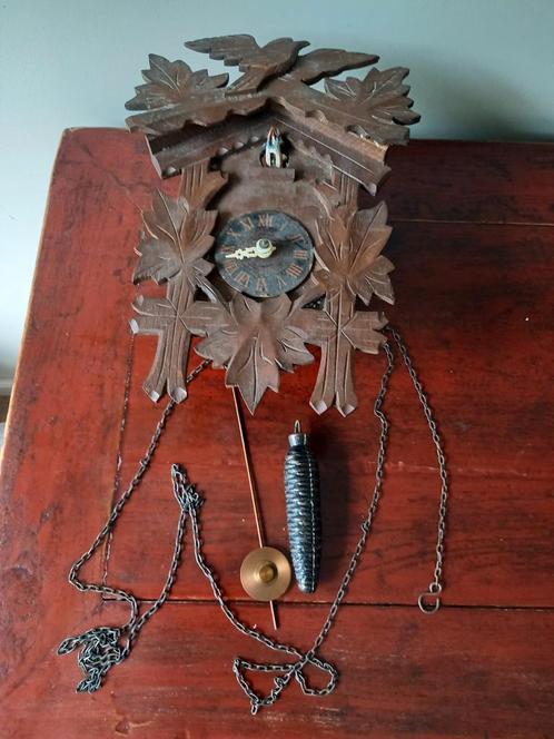 Antieke koekoeksklok - renovatieobject, Antiek en Kunst, Antiek | Klokken, Ophalen