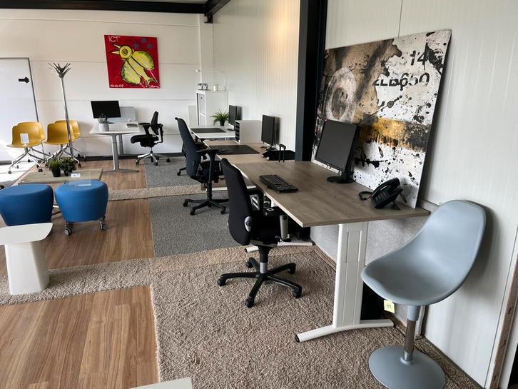 Bureaus diverse maten 120/140/160/180/200 vanaf:, Huis en Inrichting, Bureaus, Gebruikt, Bureau, In hoogte verstelbaar, Ophalen