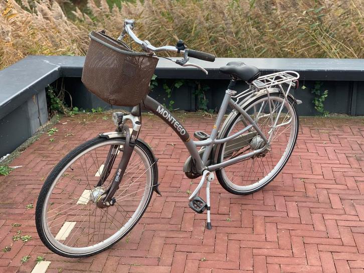 MONTEGO FIETS | 7 VERSNELLINGEN | 28 INCH | RIJKLAAR, Fietsen en Brommers, Fietsen | Dames | Moederfietsen, Zo goed als nieuw