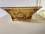 Kom / schaal persglas geel / okergeel, Antiek en Kunst, Curiosa en Brocante, Ophalen of Verzenden
