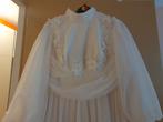Witte trouwjurk met lange mouwen, Kleding | Dames, Trouwkleding en Trouwaccessoires, Ophalen, Zo goed als nieuw, Wit, Trouwjurk