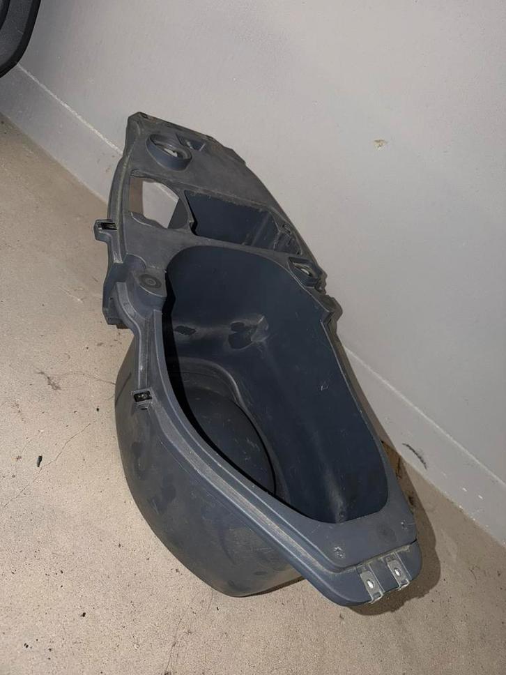 Buddy bak piaggio old fly, Fietsen en Brommers, Brommeronderdelen | Scooters, Zo goed als nieuw, Piaggio, Ophalen of Verzenden