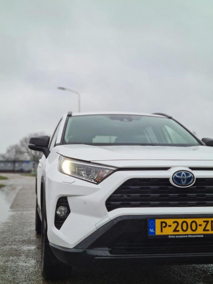 Toyota Rav4 2.5 Hybrid 218pk 2019 Wit + geluidisolatie, Auto's, Toyota, Particulier, Rav4, Achteruitrijcamera, Adaptieve lichten