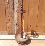 Pijp standaard hout en koper 51 cm hoog inclusief oude pijp, Verzamelen, Rookartikelen, Aanstekers en Luciferdoosjes, Ophalen of Verzenden
