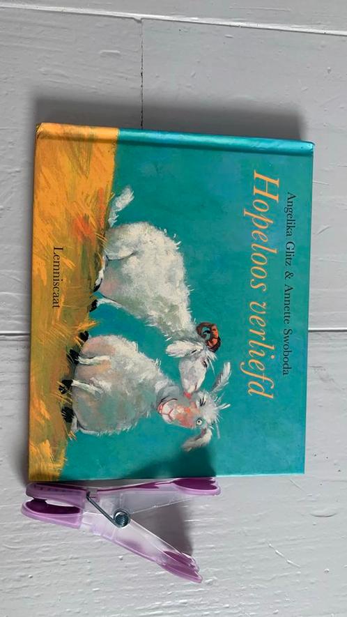 Angelika Glitz - Hopeloos verliefd, Boeken, Overige Boeken, Zo goed als nieuw, Ophalen of Verzenden