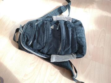 Adidas Compacte Zwarte Rugzak – Licht & Comfortabel beschikbaar voor biedingen