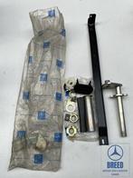 NOS montageset middenarmsteun voor Mercedes-Benz W116, -, Nieuw, Ophalen of Verzenden, -