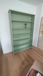 Lichtgroene boekenkast – 122 x 185 cm – sfeervol, Ophalen, Zo goed als nieuw, 25 tot 50 cm, 150 tot 200 cm