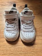Nike en sandals allebei maat 22, Schoentjes, Jongetje of Meisje, Ophalen of Verzenden, Zo goed als nieuw