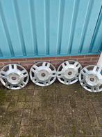 4 camperbanden 215 70 15 op velg met originele Fiat wieldop, Ophalen of Verzenden, Gebruikt