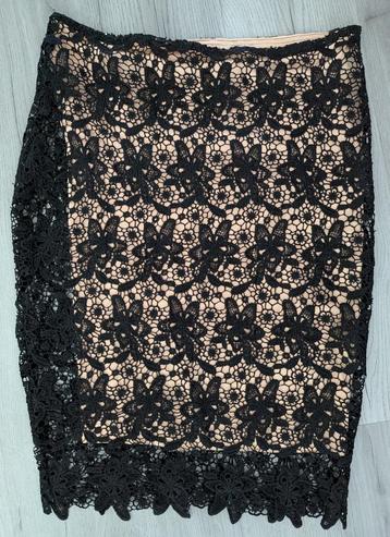 Pencil skirt beschikbaar voor biedingen