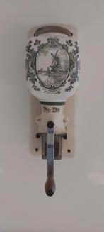 Antieke PeDe Koffiemolen met Molen Voorstelling, Ophalen