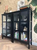 Zwarte vitrinekasten set, Huis en Inrichting, Kasten | Vitrinekasten, Ophalen, Gebruikt, 100 tot 150 cm, 150 tot 200 cm