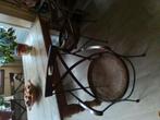 4 eetkamerstoelen. hout-ijzer en pitriet in goede staat., Huis en Inrichting, Stoelen, Ophalen, Gebruikt