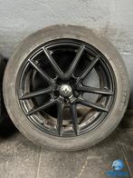 Renault Trafic 18 inch zwarte velgen 5x114,3 zomerbanden 235, Auto-onderdelen, Banden en Velgen, 18 inch, Banden en Velgen, Ophalen of Verzenden