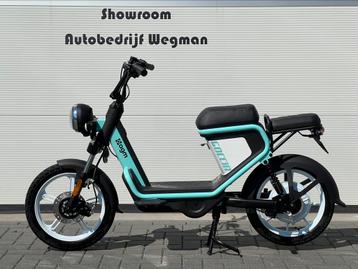 AGM Goccia GEV1200-25km-30Ah Turquoise elektrische brommer  beschikbaar voor biedingen