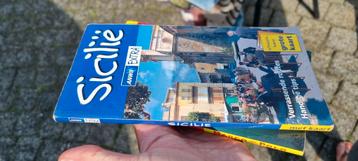 Reisgids vakantiegids reisboek Sicilië, ANWB extra.
 beschikbaar voor biedingen