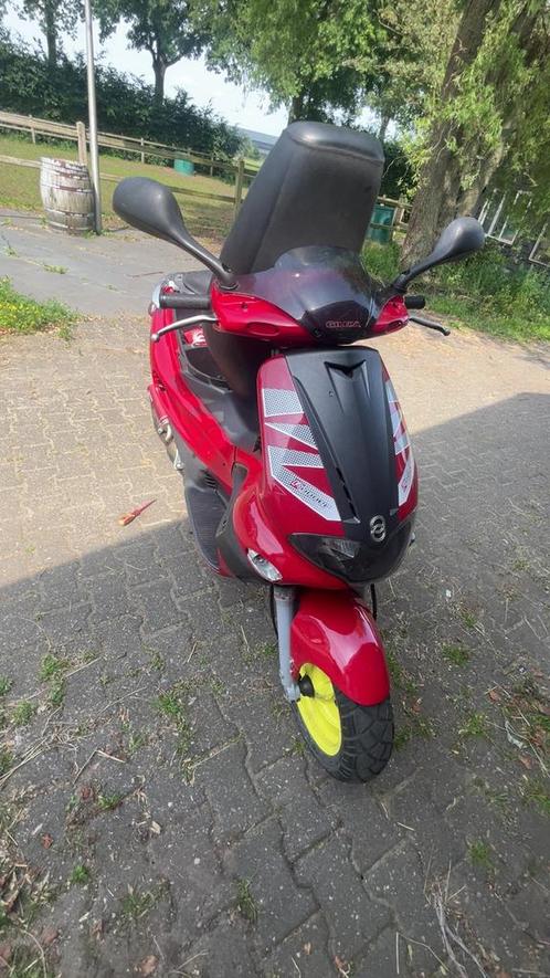 Gilera runner purejet 50cc, Fietsen en Brommers, Scooters | Piaggio, Zo goed als nieuw, Overige modellen, Maximaal 45 km/u, Tweetakt