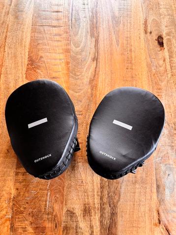 Outshock bokspads – als nieuw! beschikbaar voor biedingen