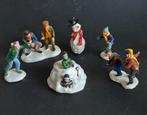kerst figuren e99 oa. Lemax poppetjes kerstdorp kersthuis, Ophalen of Verzenden, Zo goed als nieuw