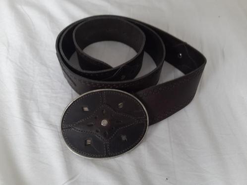 Stoere bruine riem, 85 cm, Didi, Kleding | Dames, Riemen en Ceinturen, Gedragen, Heupriem, 80 tot 90 cm, 3 tot 5 cm, Bruin, Ophalen of Verzenden
