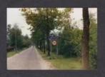 Foto Borger Straatnaambord Straatbeeld 1987., 1980 tot heden, Foto, Ophalen of Verzenden, Zo goed als nieuw