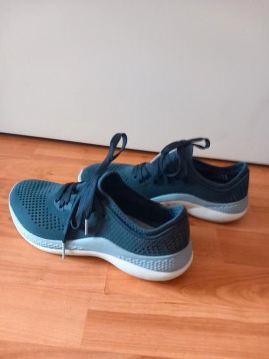 Crocs Literide maat 39 zomersneaker blauw, lichtblauw, wit, Kleding | Dames, Schoenen, Zo goed als nieuw, Sneakers of Gympen, Blauw