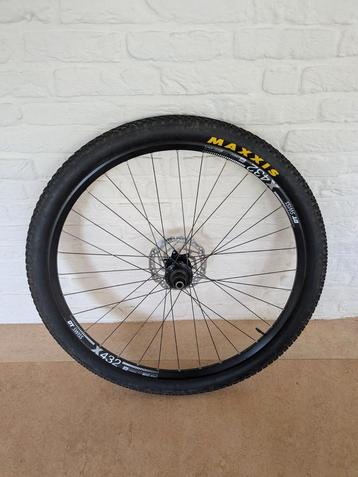 DT Swiss X432 MTB achterwiel 29 inch met Maxxis Ikon band beschikbaar voor biedingen