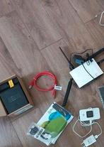 Wifi kastje  glasvezel kabel set  backup, Computers en Software, Routers en Modems, Ophalen of Verzenden, Zo goed als nieuw