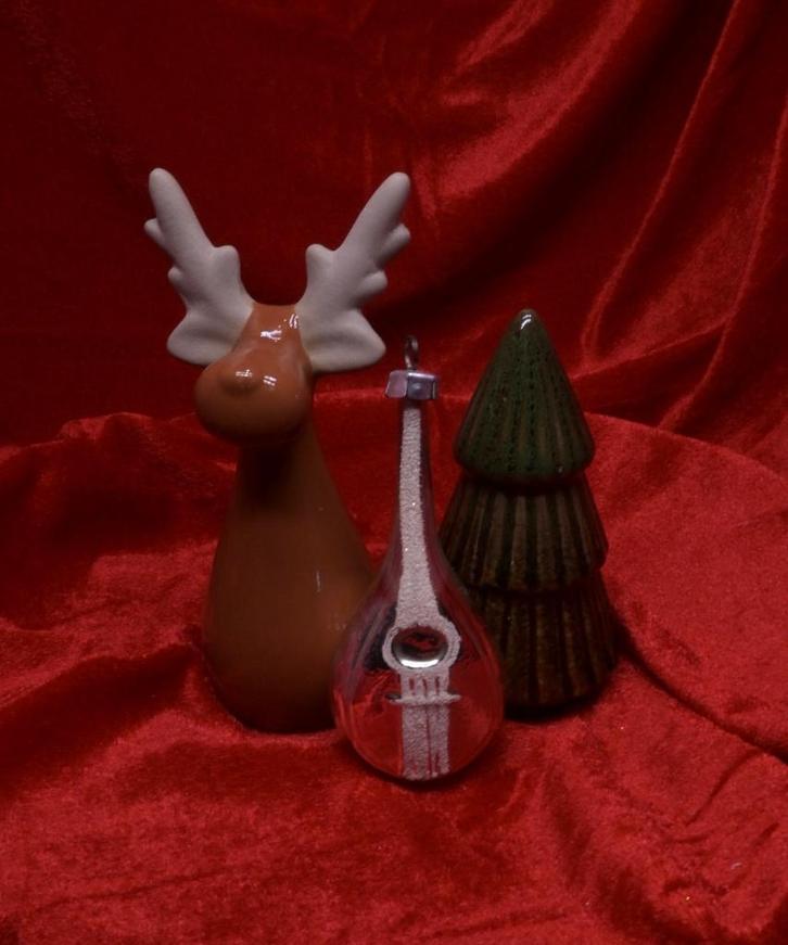 Oude zilverkleurige glazen kerstbal luit gitaar - D1PAMA-D2, Diversen, Kerst, Gebruikt, Verzenden