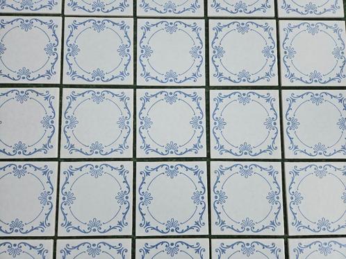 Oude vintage Mosa tegels met blauw motief - 15 x 15 cm, Doe-het-zelf en Verbouw, Tegels, Gebruikt, Wandtegels, Keramiek, Minder dan 20 cm