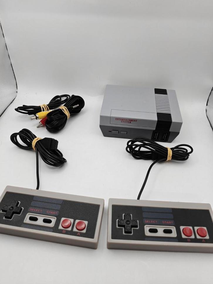 NES mini, Spelcomputers en Games, Spelcomputers | Nintendo NES, Zo goed als nieuw, Met 1 controller, Ophalen of Verzenden