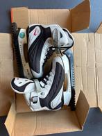 Nike ijshockey schaatsen, Sport en Fitness, IJshockey, Ophalen of Verzenden, Gebruikt, Schaatsen