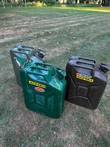 Stalen jerrycan 20L beschikbaar voor biedingen
