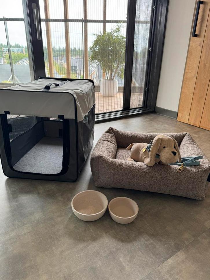 Complete nieuwe set te koop!, Dieren en Toebehoren, Hondenbenches, Nieuw, Ophalen of Verzenden