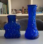 2x Skruf Lars Hellsten glazen vaas kobaltblauw ; samen €30, Ophalen of Verzenden