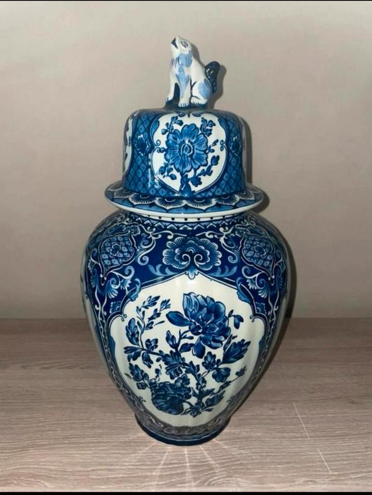 Delfts blauw vaas Royal Sphinx Maastricht, Foo Dog, Antiek en Kunst, Antiek | Vazen, Ophalen