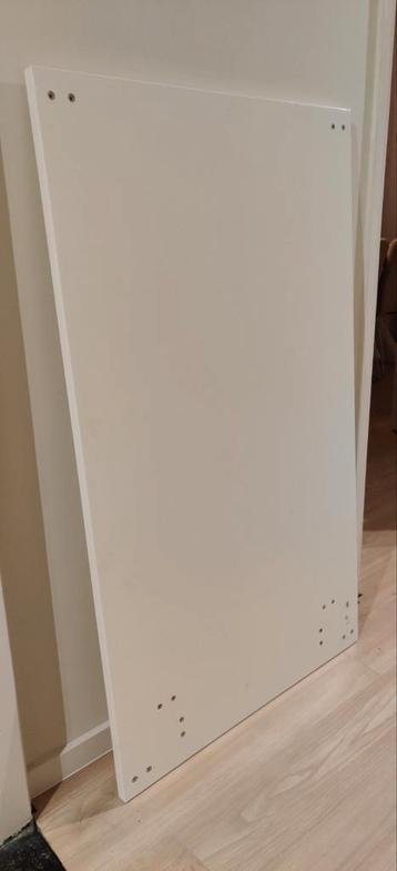 Bureaublad Trotten beschikbaar voor biedingen