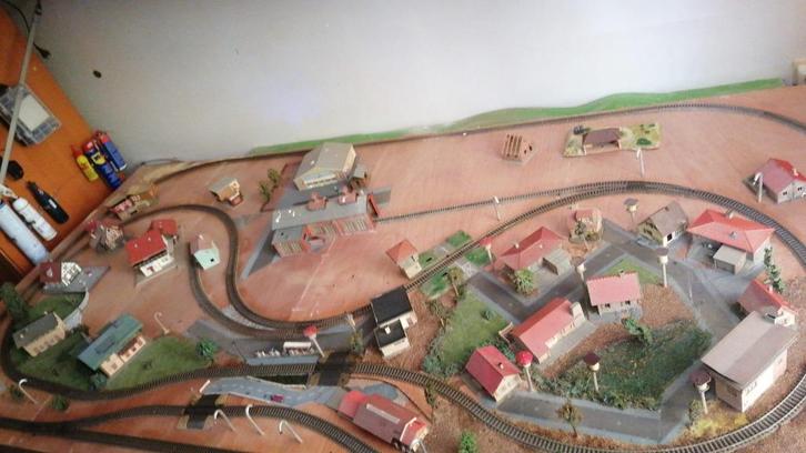 modeltrein compleet lees info, Hobby en Vrije tijd, Modeltreinen | H0, Gebruikt, Treinset, Gelijkstroom, Fleischmann, Ophalen