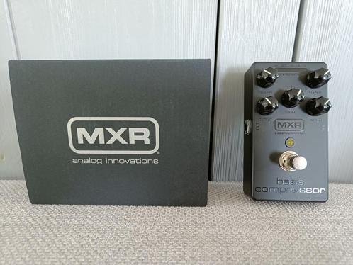 MXR M87B Blackout Series Bass Compressor Limited Edition, Muziek en Instrumenten, Effecten, Zo goed als nieuw, Volume, Compressor