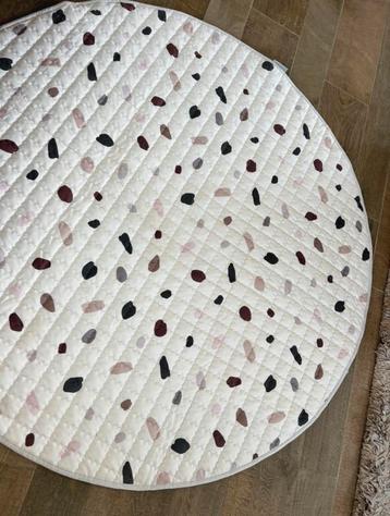 Wasbaar Vloerkleed Speelkleed rond 150 beschikbaar voor biedingen