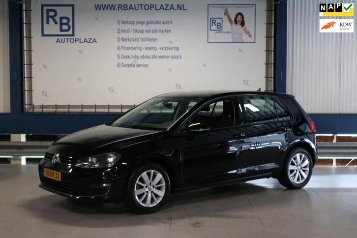 Volkswagen Golf 1.2 TSI Highline / AUTOMAAT / NAP / LEUKE AU, Auto's, Volkswagen, Bedrijf, Te koop, Golf, ABS, Airbags, Airconditioning