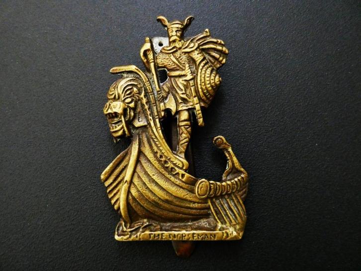 Een originele bronzen deurklopper van een Noorman / Viking, Antiek en Kunst, Antiek | Koper en Brons, Ophalen of Verzenden