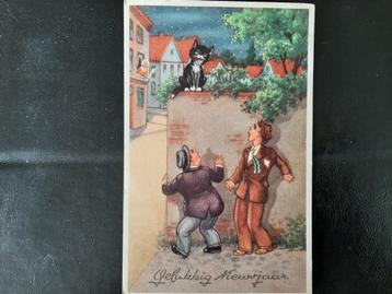 Heren schrikken van poes op muur, gelopen. beschikbaar voor biedingen