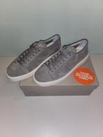 Santoni sneaker zacht grijs suède mt 10 NIEUW, Kleding | Heren, Schoenen, Nieuw, Ophalen of Verzenden, Sneakers of Gympen, Binnen EU