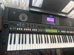 Yamaha psr S650, Ophalen of Verzenden, Zo goed als nieuw, 61 toetsen, Yamaha