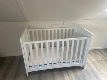 Babybed Ledikant met Matras - Bopita beschikbaar voor biedingen