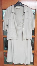Van de Parfum Nina Ricci kleding set mt 44 / 46, Maat 46/48 (XL) of groter, Ophalen of Verzenden, Zo goed als nieuw, Grijs