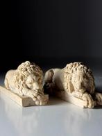 Set van 2 Marmer Stof Leeuwen beelden naar Canova, Antiek en Kunst, Ophalen